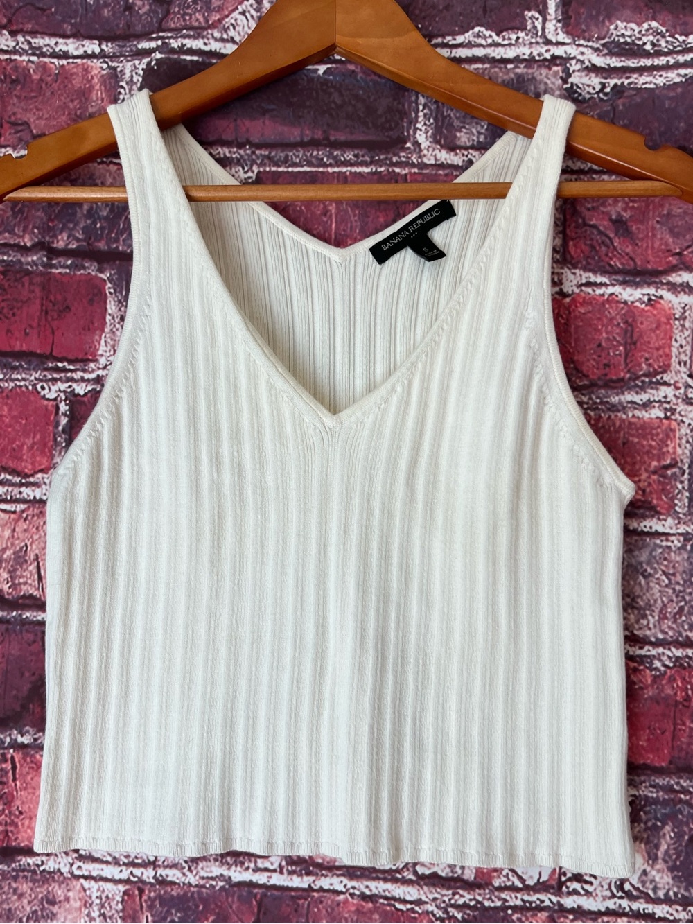 Banana Republic Soft White Ribbed V-Neck Tank